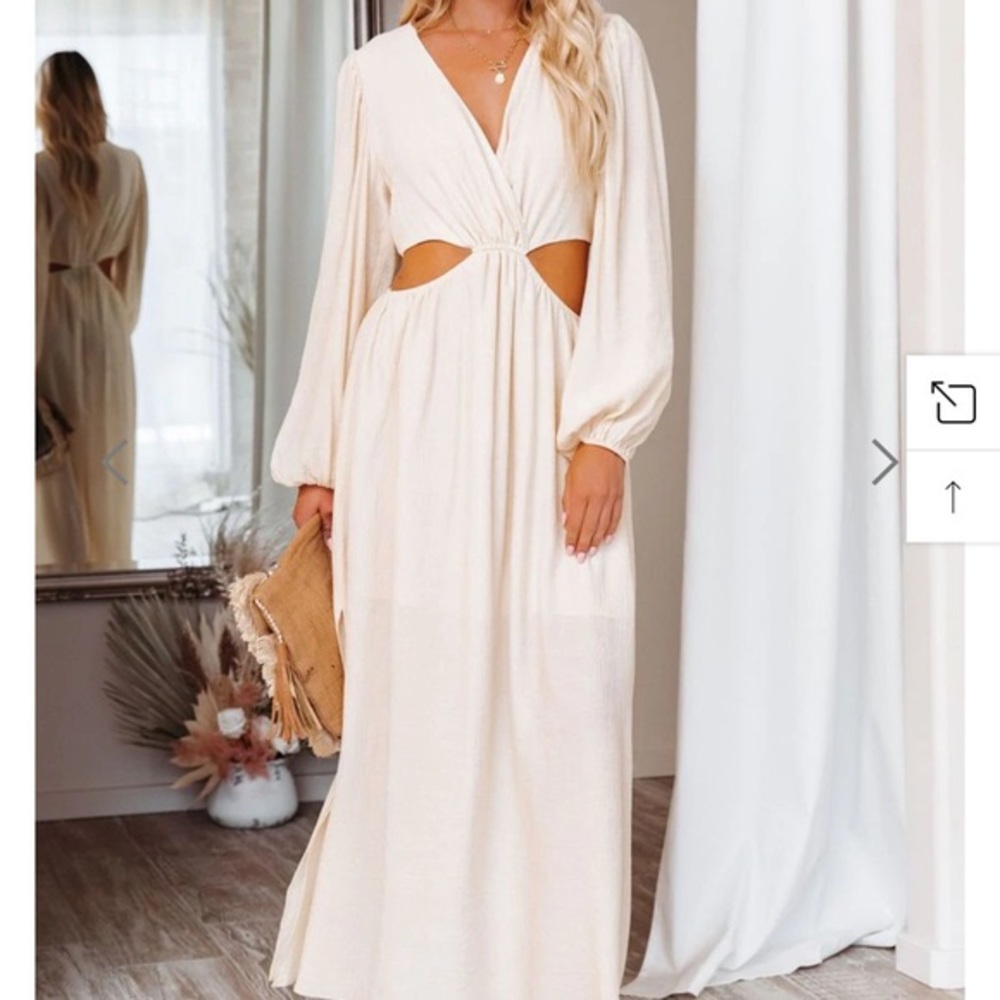 Endless Rose Cut Out Maxi with slit from Vici NWT